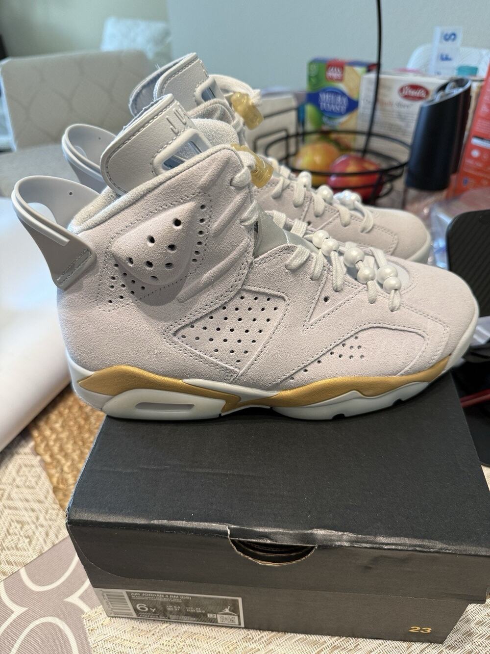 Jordan Air Jordan 6 Olympic Craft "Pearl" Gray Women's Sneakers DQ4914-074